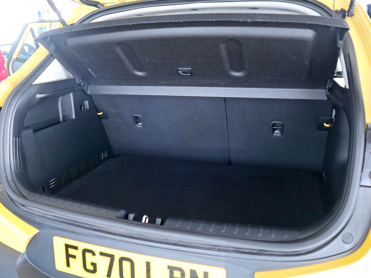 Used Kia Stonic 2020 for sale - 76107585: Photo 20