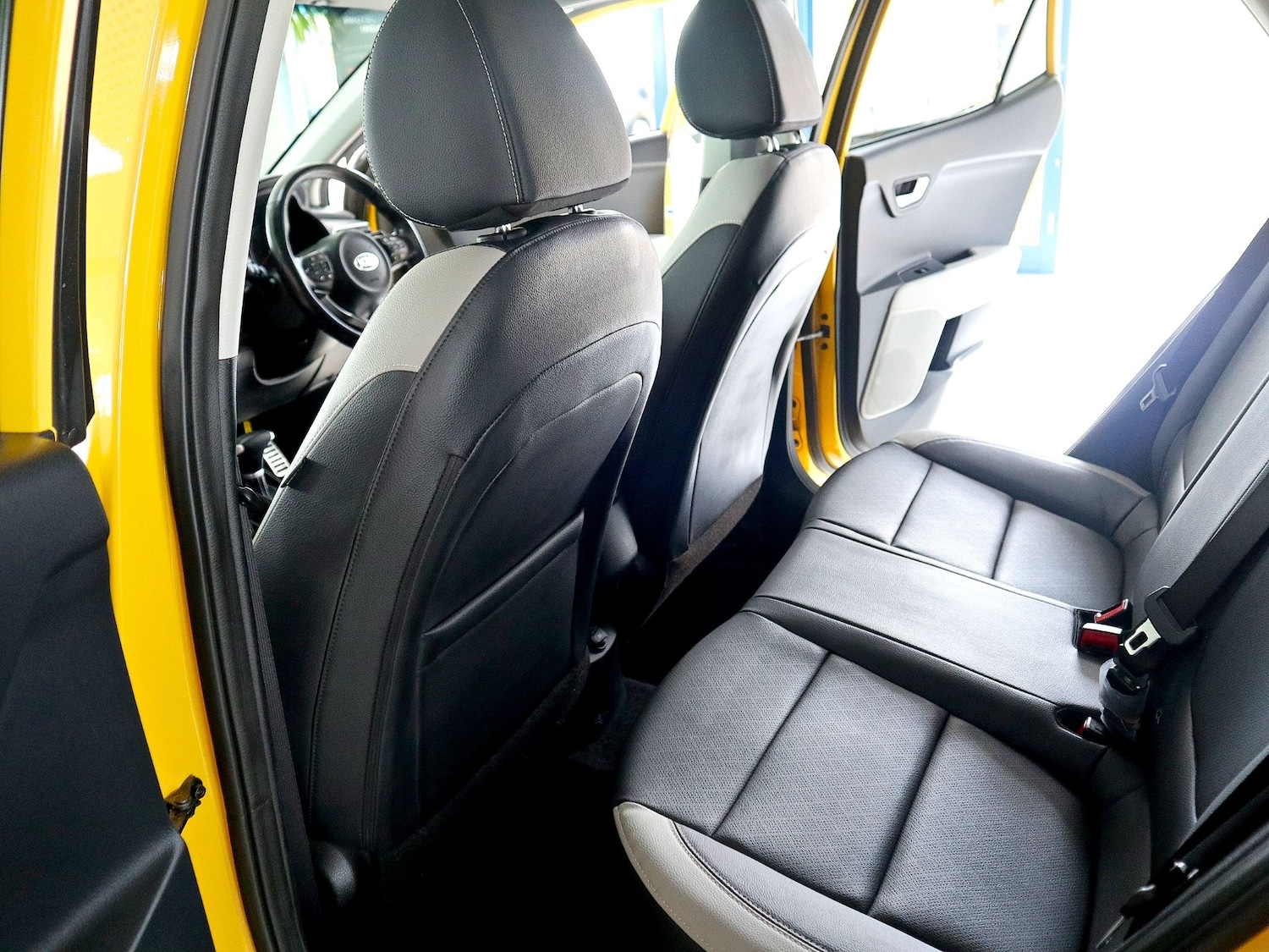 Used Kia Stonic 2020 for sale - 76107585: Photo 21