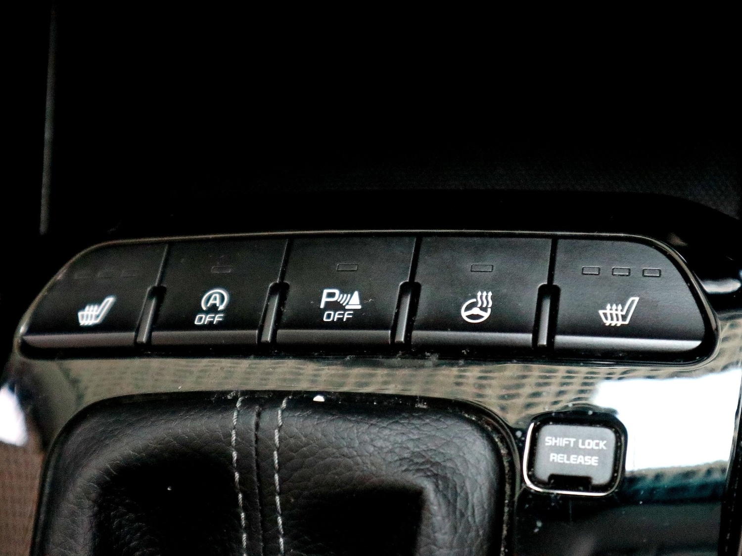 Used Kia Stonic 2020 for sale - 76107585: Photo 34