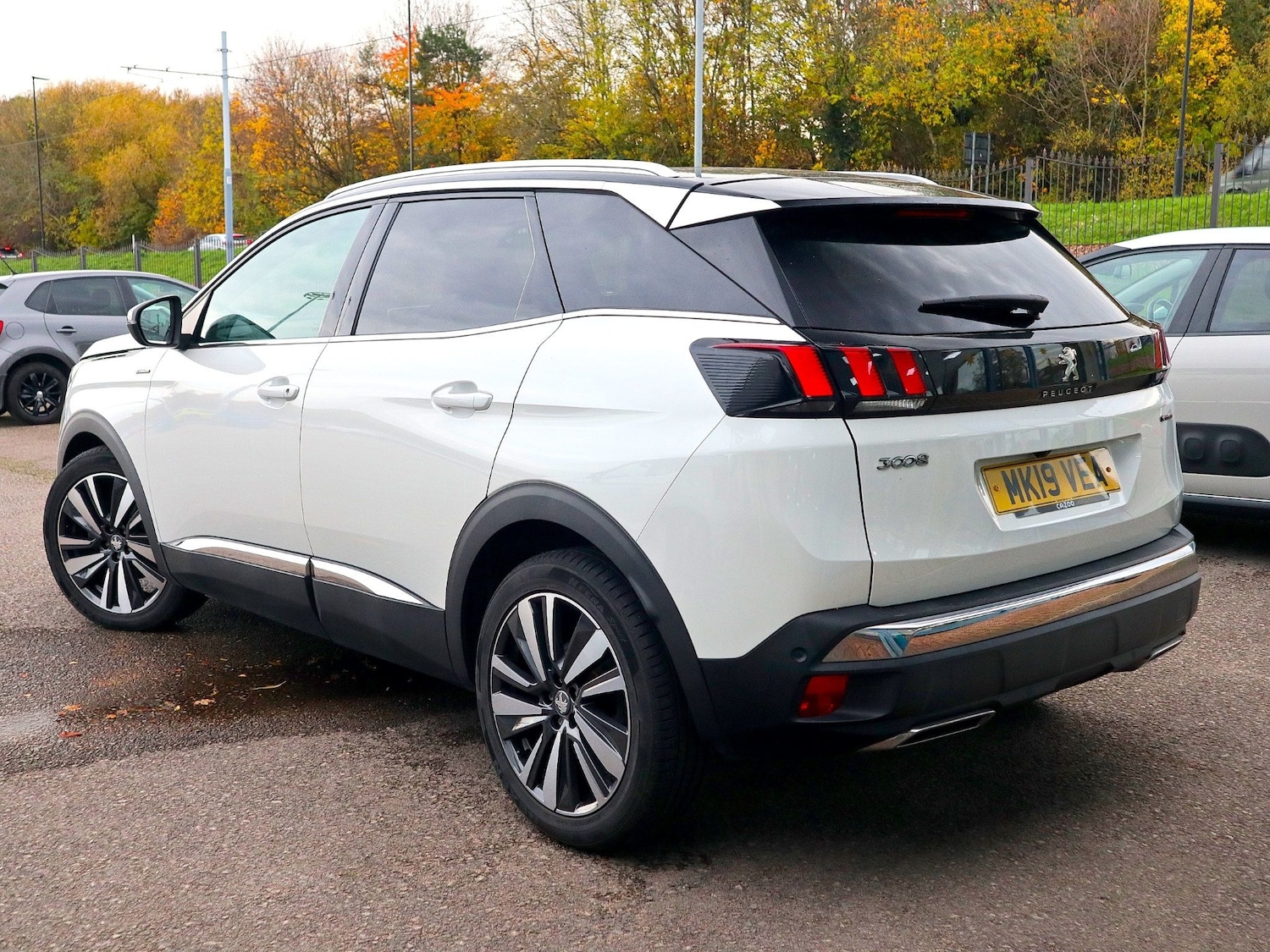 Used Peugeot 3008 2019 for sale - 76483140: Photo 2