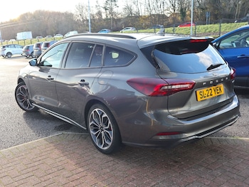 Used Ford Focus 2022 for sale - 76785388: Photo