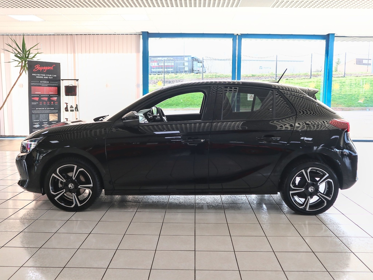 Used Vauxhall Corsa 2024 for sale - 77656519: Photo 10