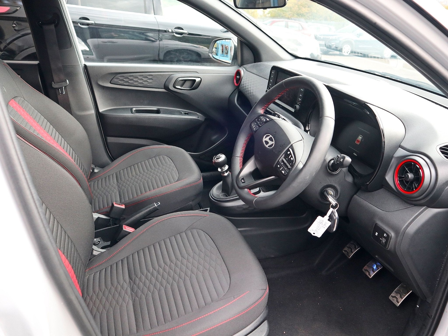 Used Hyundai i10 2024 for sale - 76134570: Photo 3