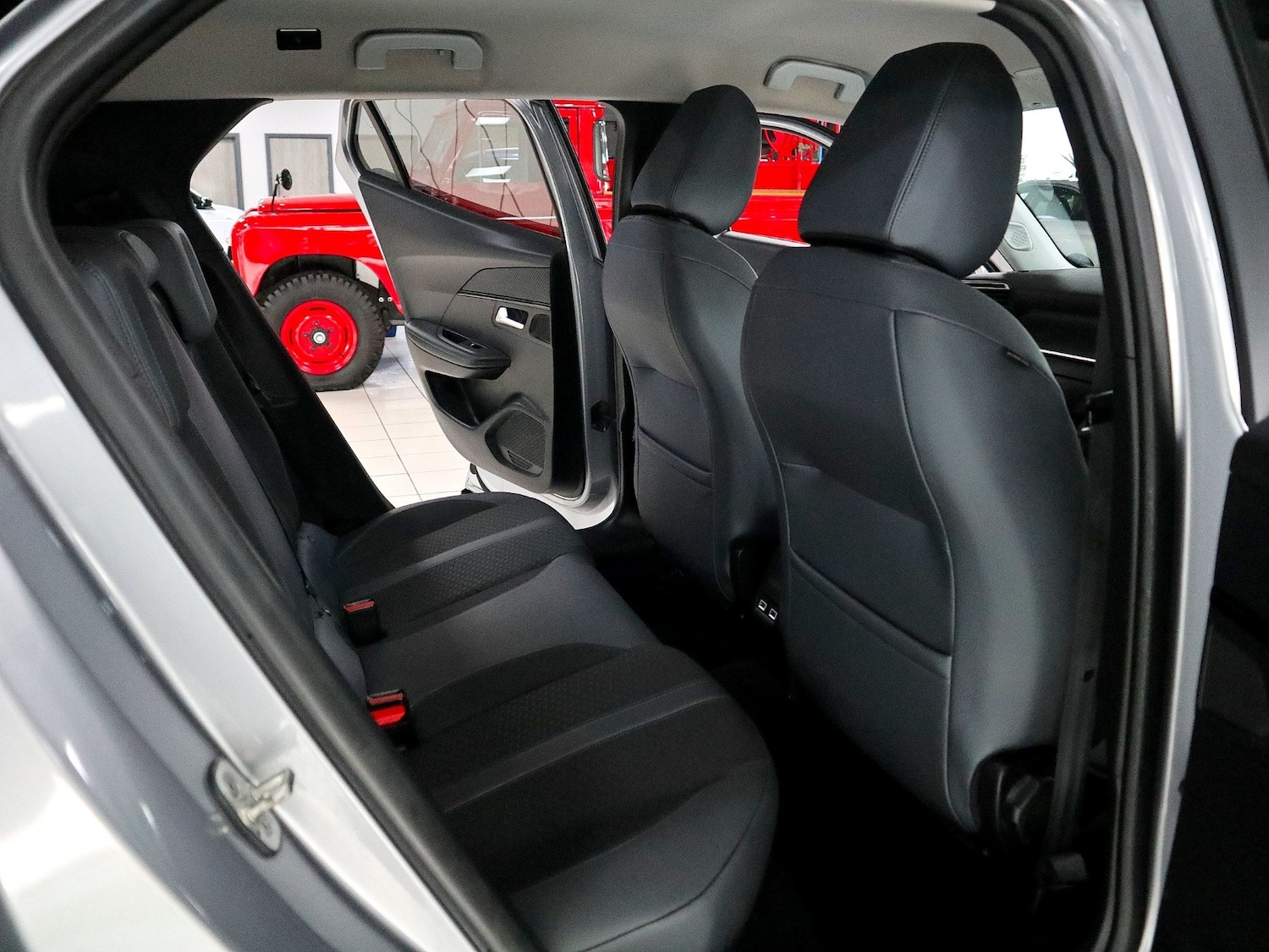 Used Peugeot 2008 2020 for sale - 76821989: Photo 16