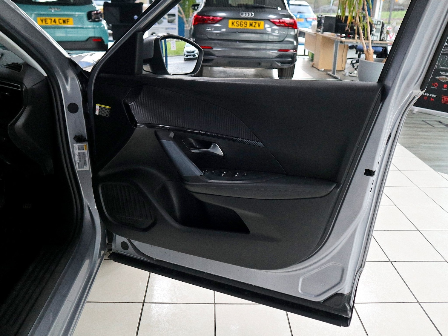 Used Peugeot 2008 2020 for sale - 76821989: Photo 23