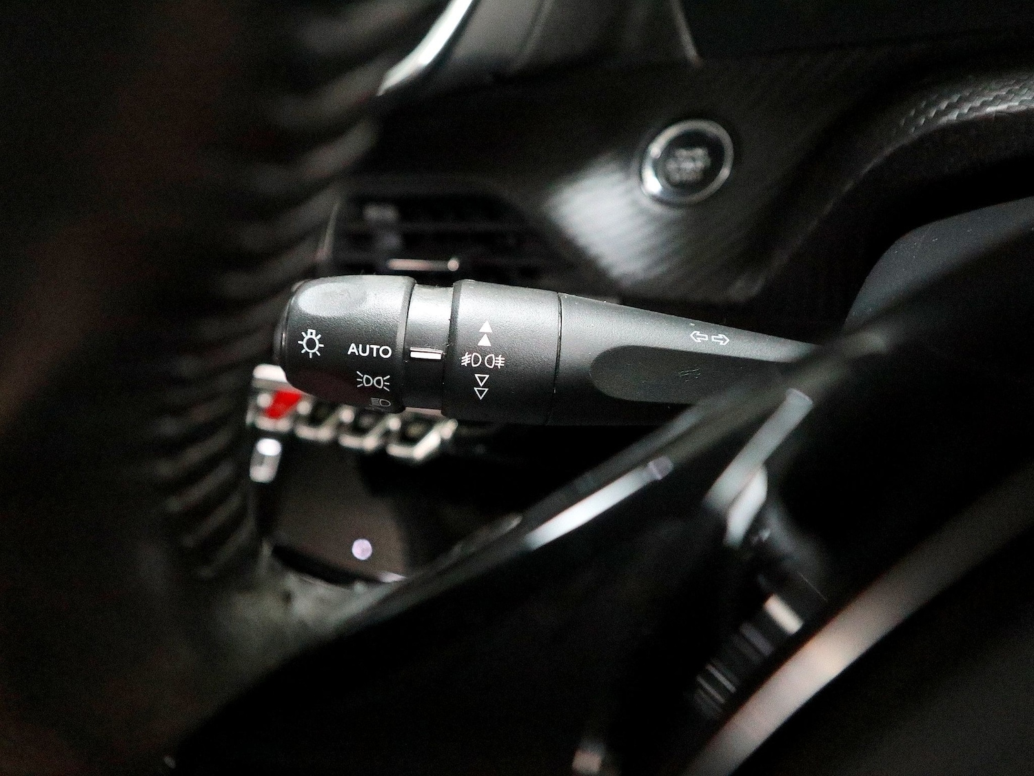 Used Peugeot 2008 2020 for sale - 76821989: Photo 27