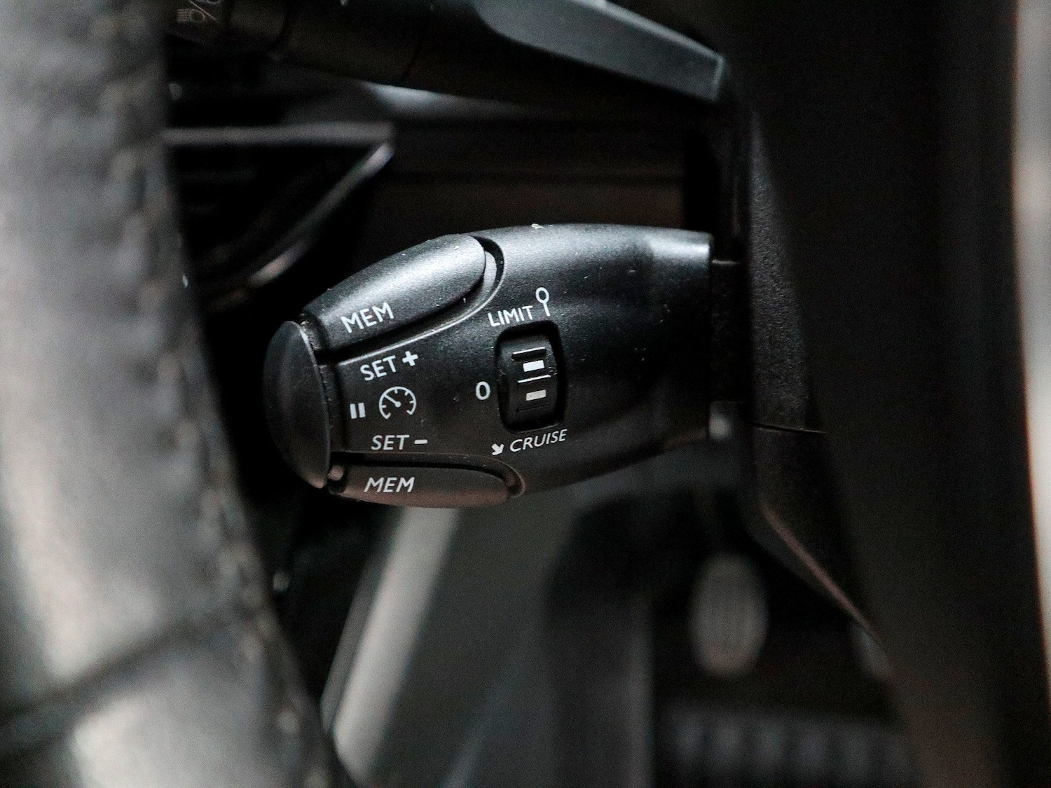 Used Peugeot 2008 2020 for sale - 76821989: Photo 29