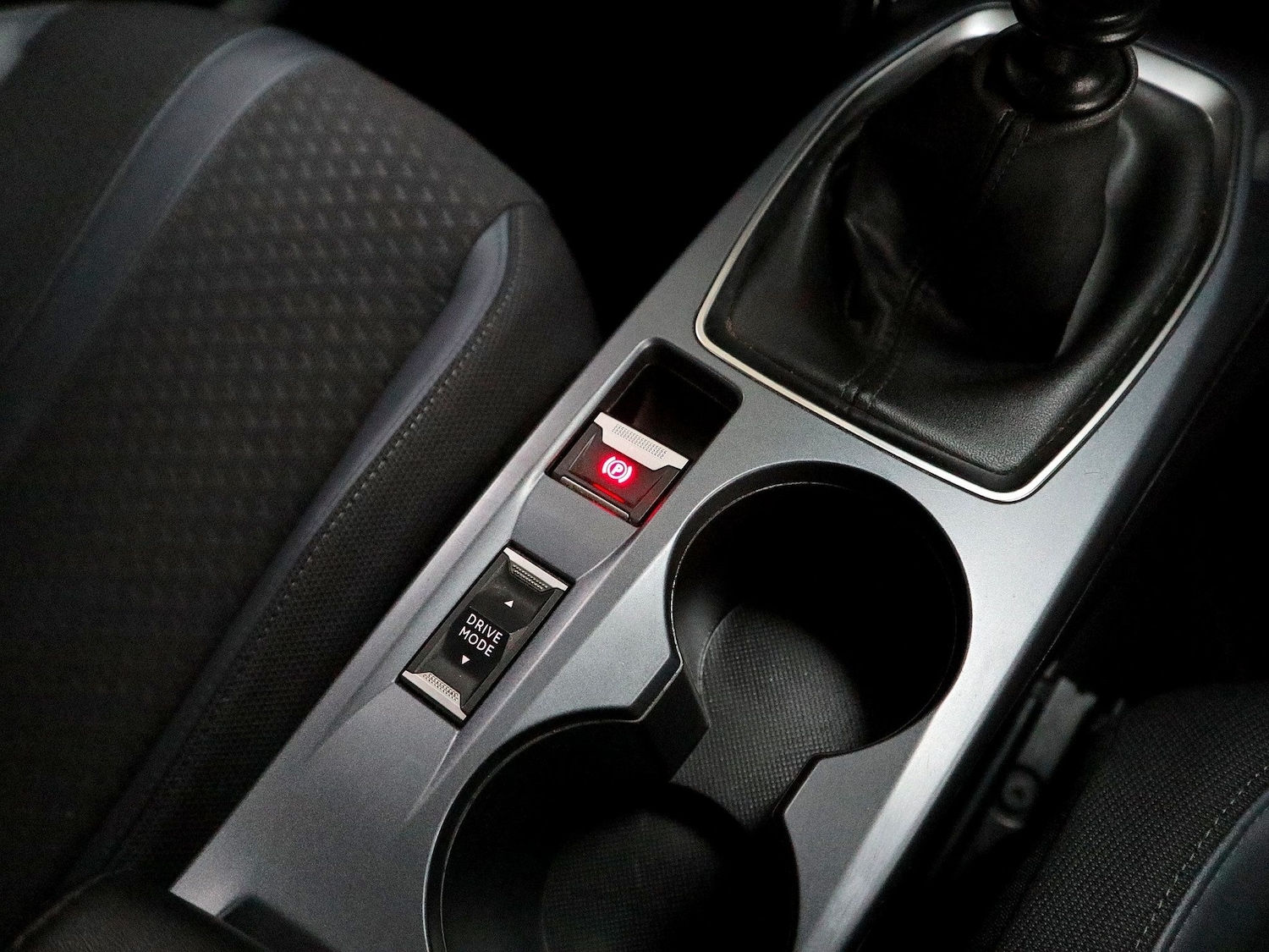 Used Peugeot 2008 2020 for sale - 76821989: Photo 30