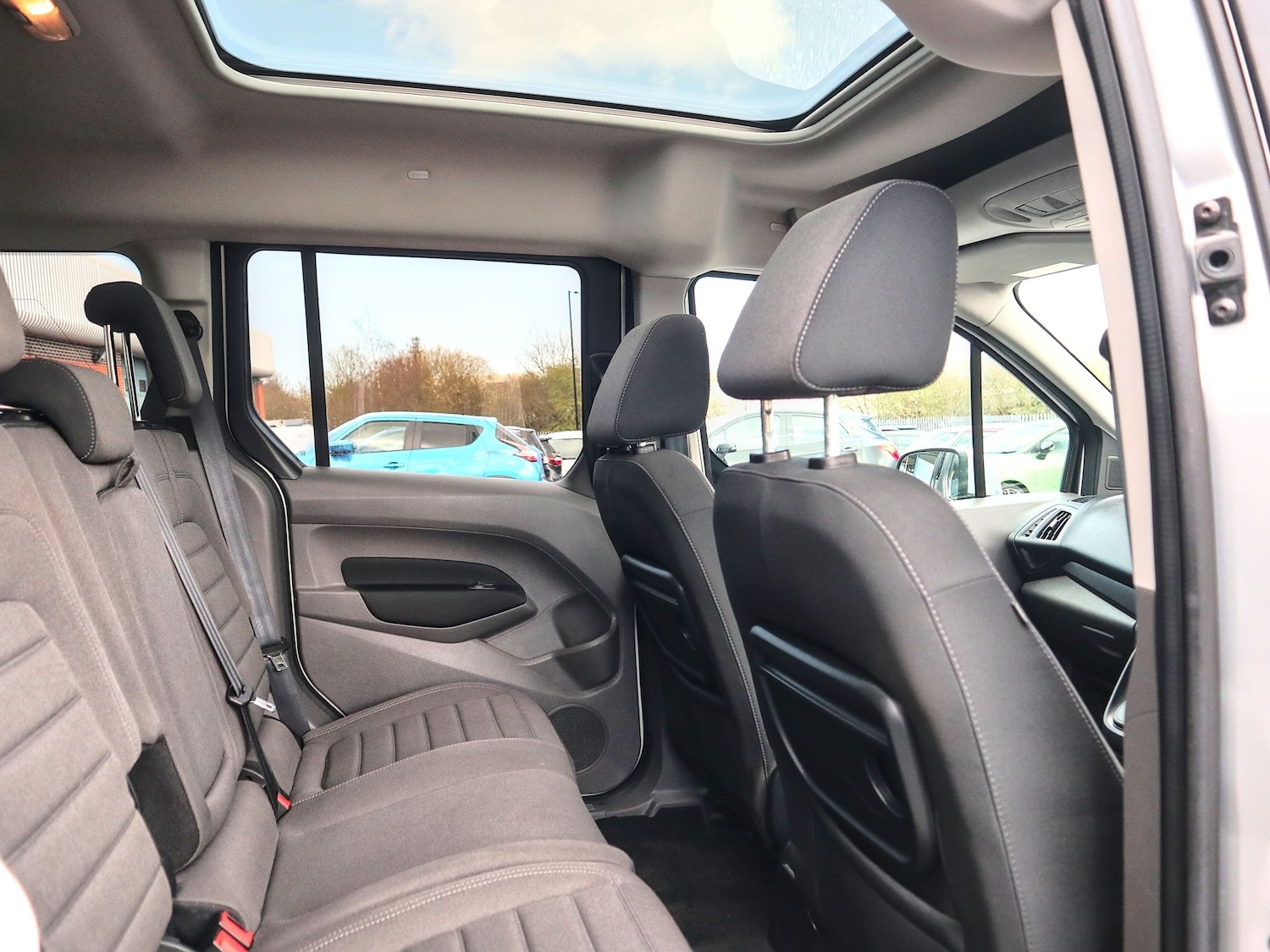 Used Ford Tourneo Connect 2021 for sale - 78045883: Photo 4