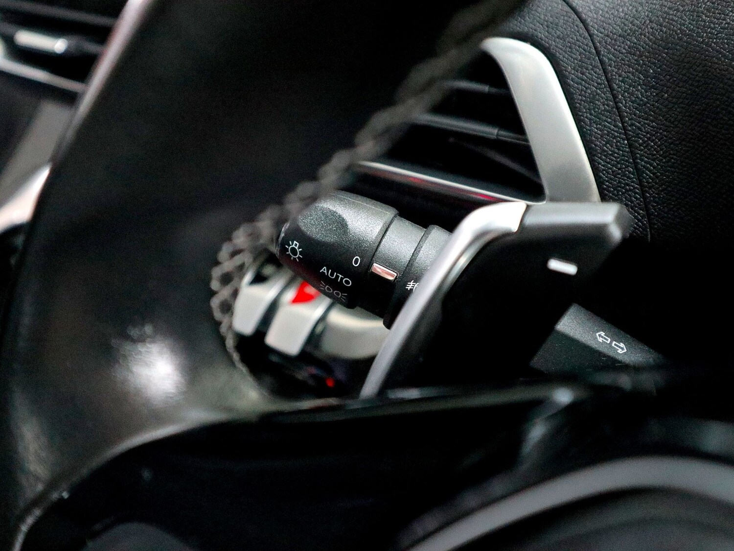 Used Peugeot 5008 2020 for sale - 75731484: Photo 40