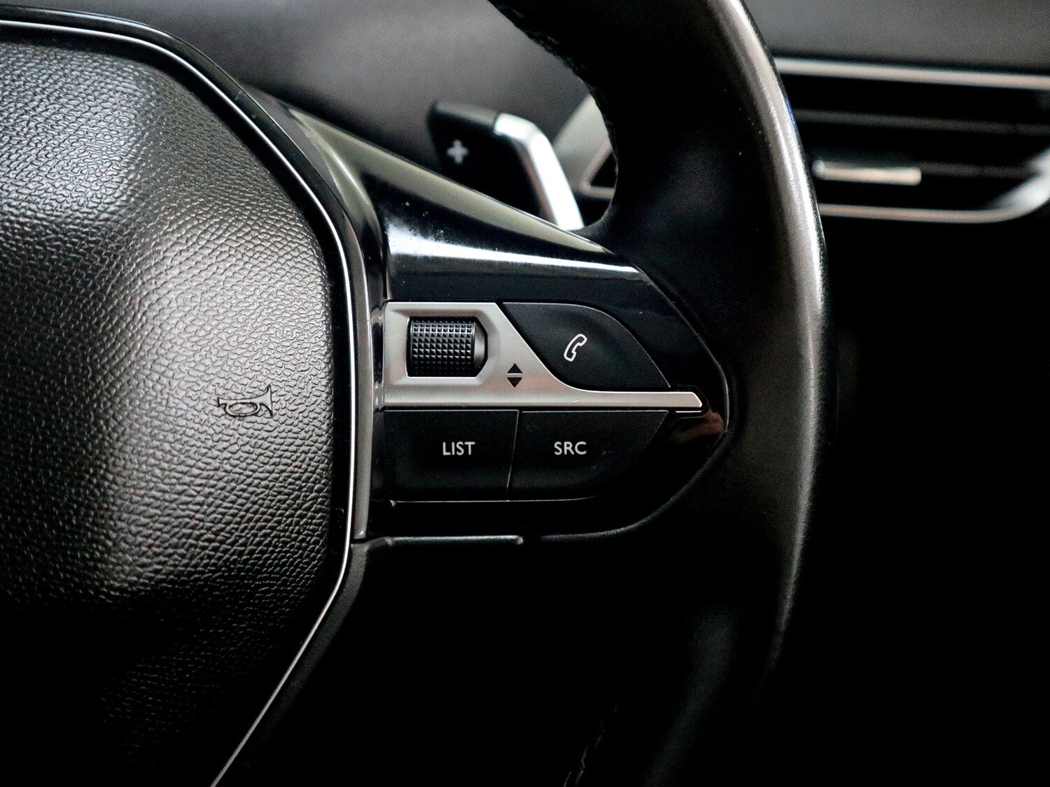 Used Peugeot 5008 2020 for sale - 75731484: Photo 41