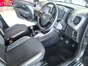 Used Toyota AYGO 2020 for sale - 79508187: Photo