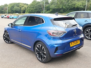 Used Renault Clio 2024 for sale - 79105440: Photo