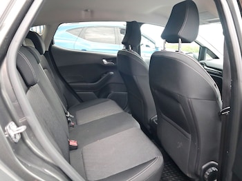 Used Ford Fiesta 2018 for sale - 79105438: Photo