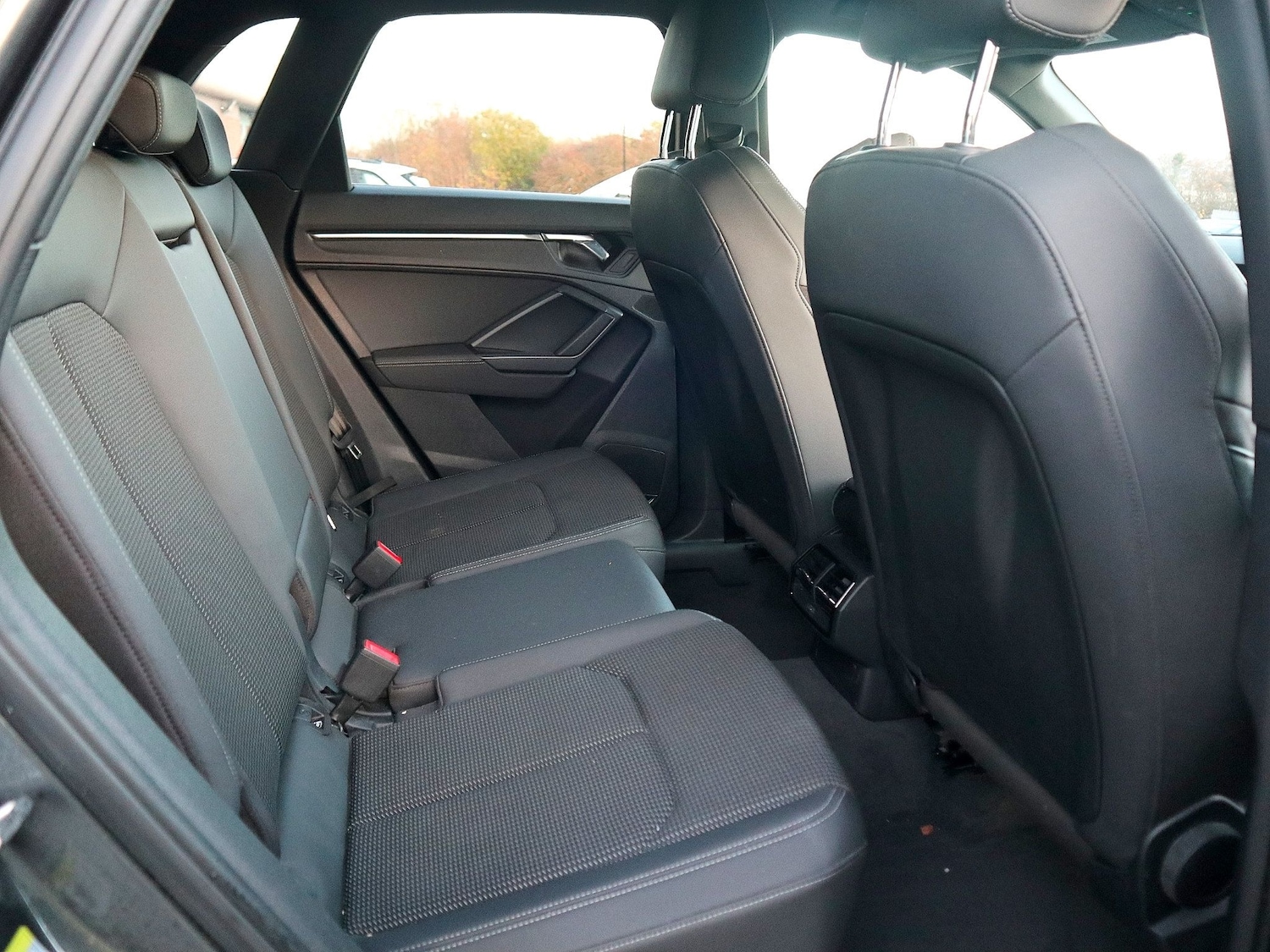 Used Audi Q3 2019 for sale - 76571313: Photo 4