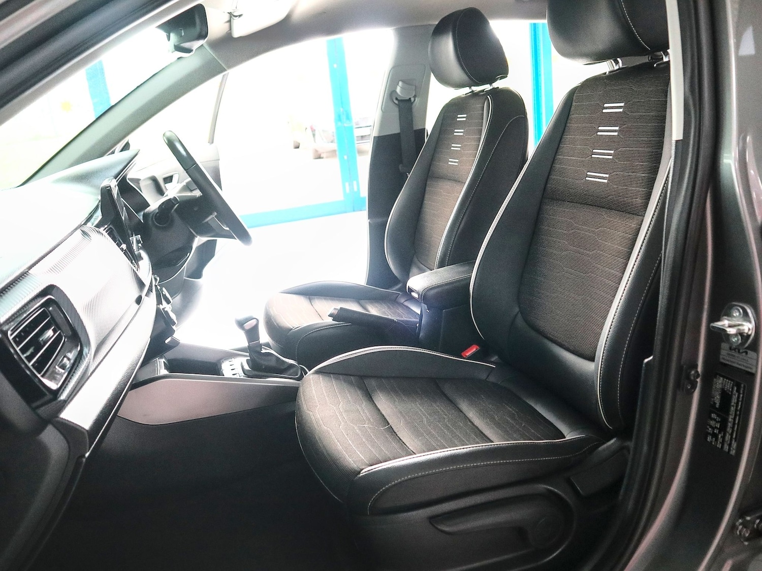 Used Kia Stonic 2024 for sale - 77906841: Photo 22