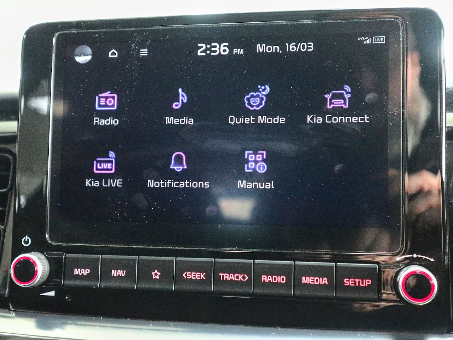 Used Kia Stonic 2024 for sale - 77906841: Photo 33