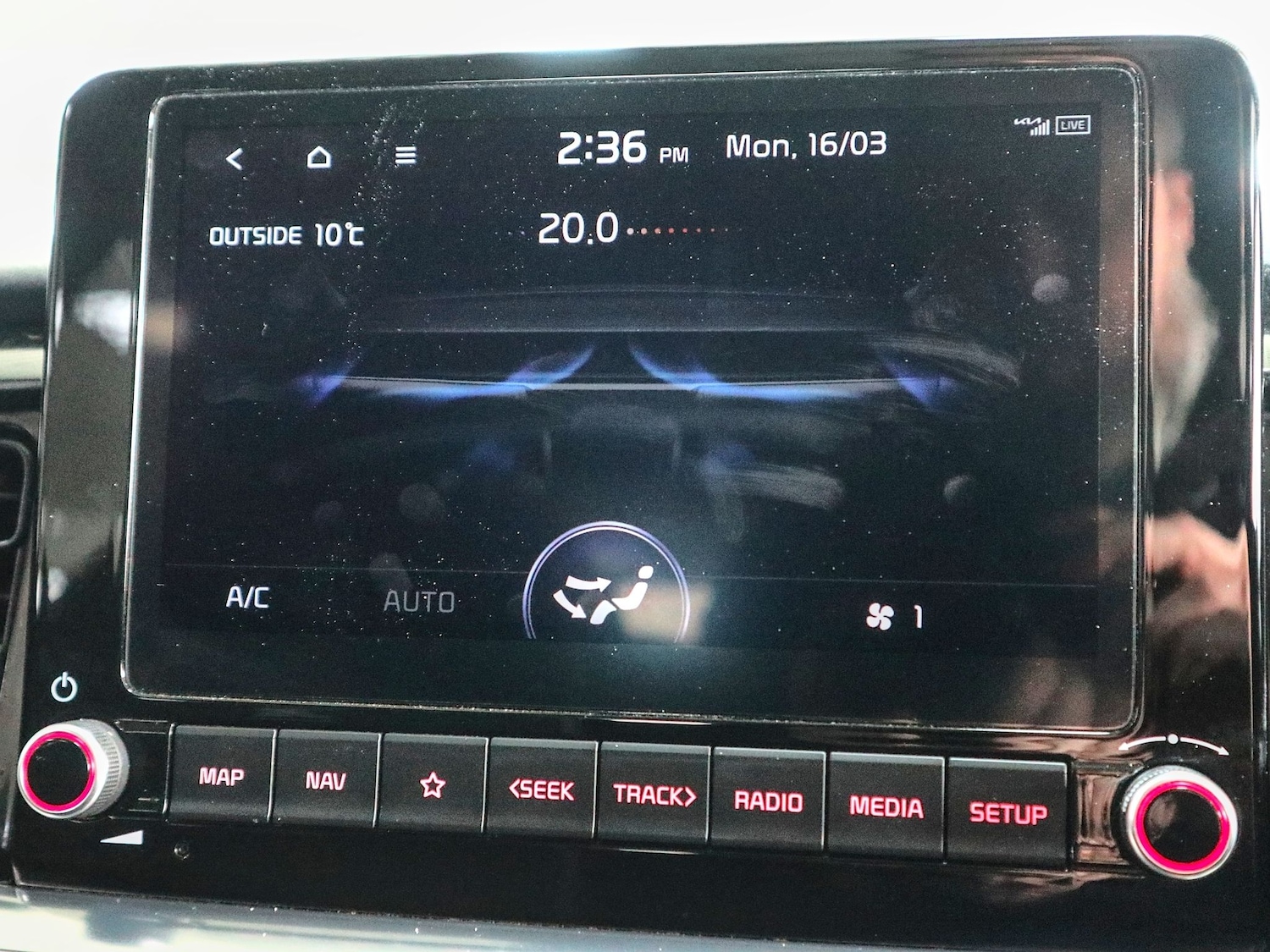 Used Kia Stonic 2024 for sale - 77906841: Photo 35