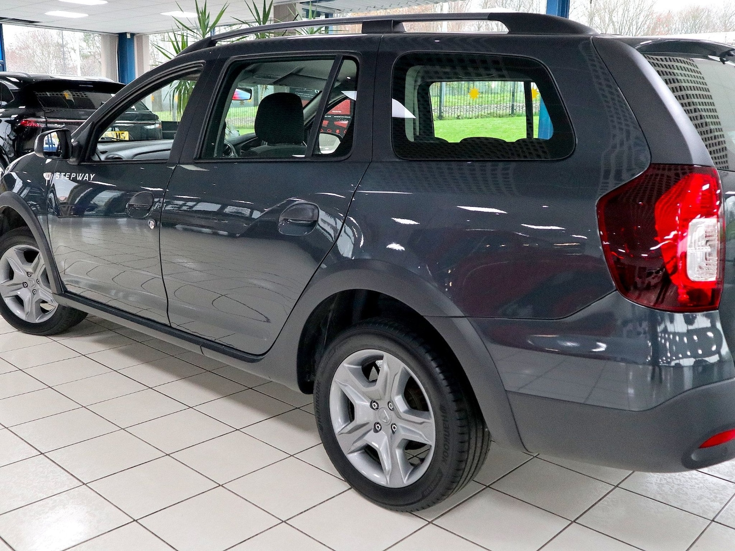 Used Dacia Logan MCV 2020 for sale - 76911405: Photo 13