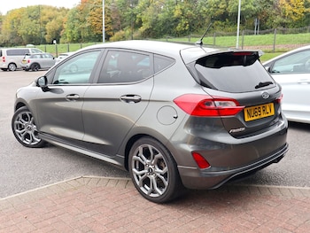 Used Ford Fiesta 2019 for sale - 76281805: Photo