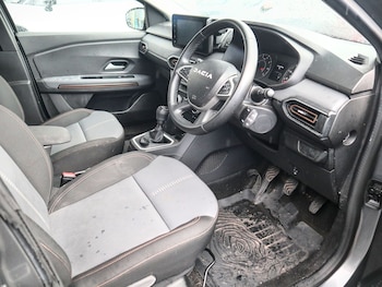 Used Dacia Jogger 2024 for sale - 79575906: Photo