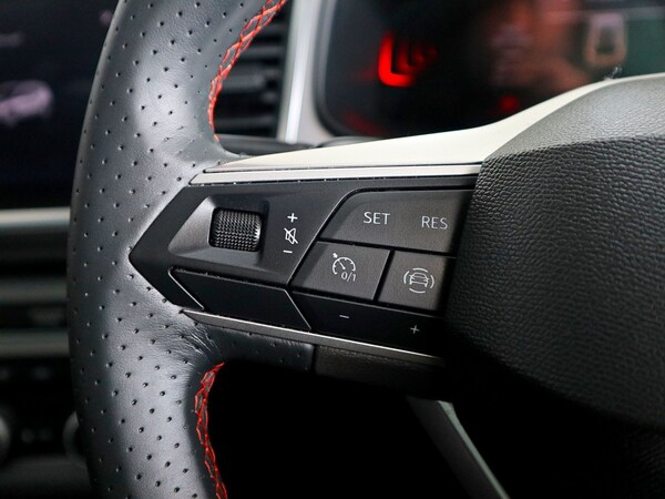 Used SEAT Ateca 2024 for sale - 75289404: Photo 38