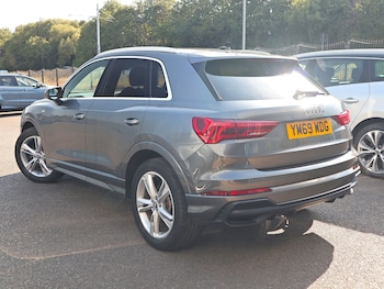 Used Audi Q3 2020 for sale - 79508180: Photo
