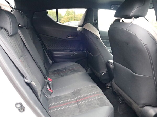 Used Toyota C-HR 2022 for sale - 76082895: Photo 4