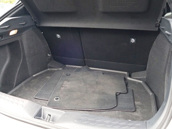 Used Toyota C-HR 2022 for sale - 76082895: Photo 5