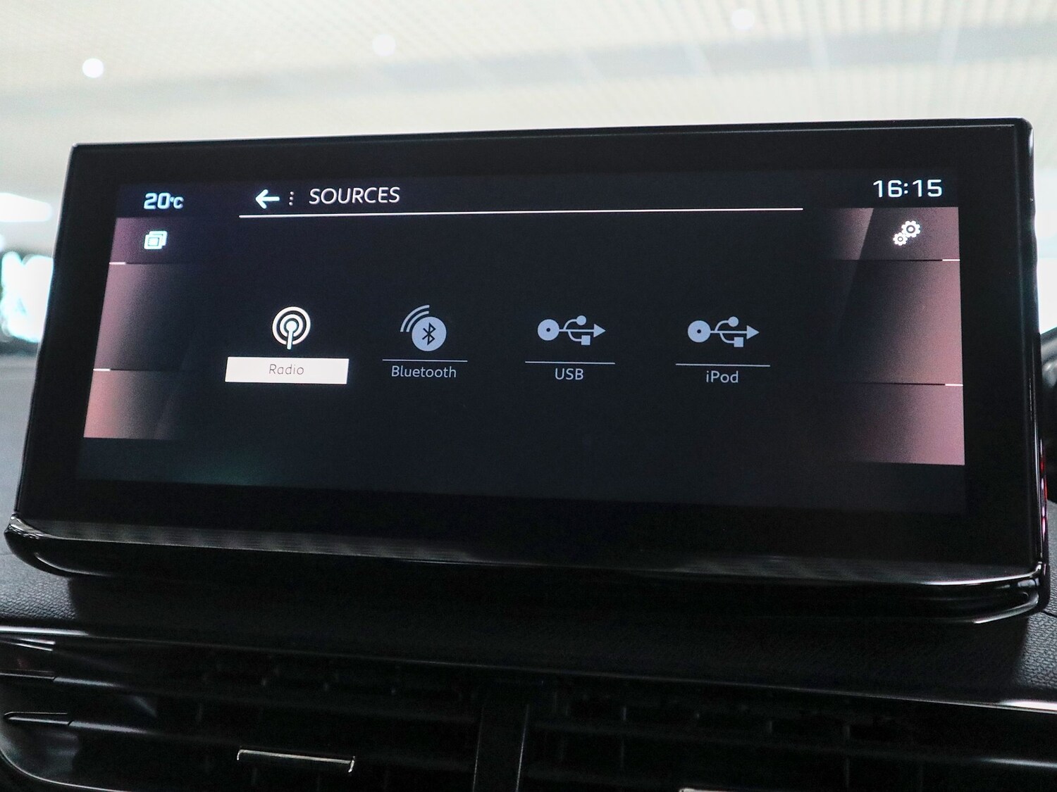 Used Peugeot 5008 2022 for sale - 77289383: Photo 33