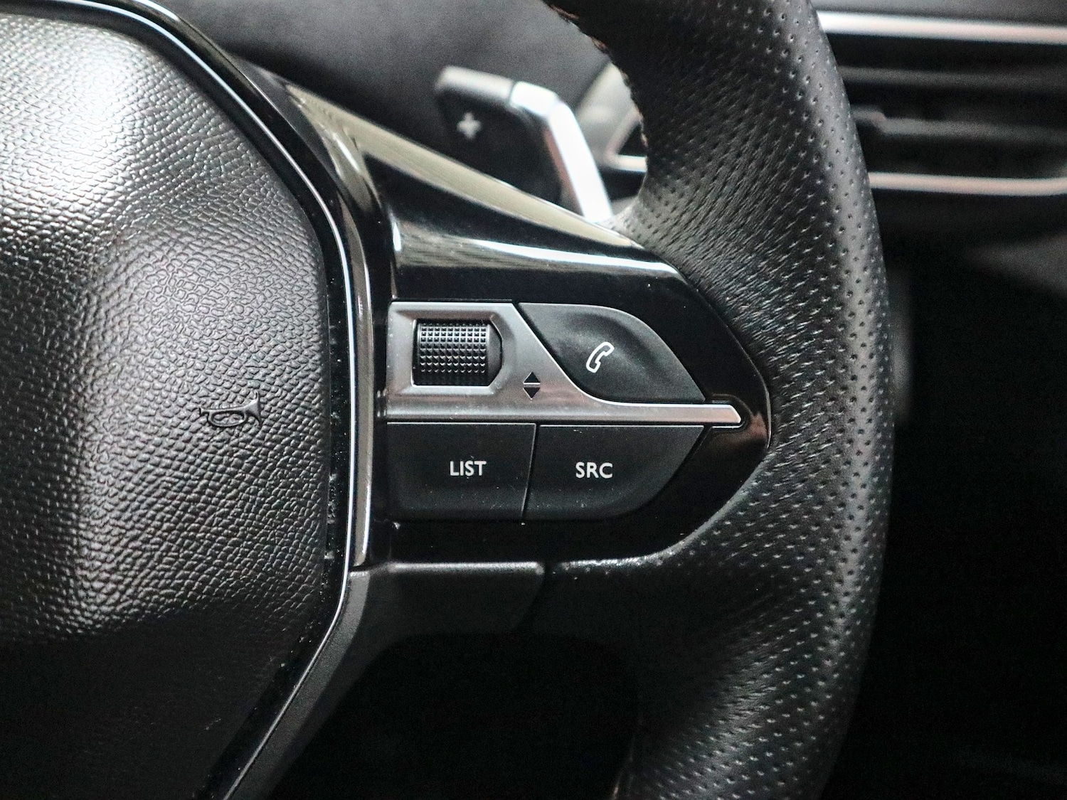 Used Peugeot 5008 2022 for sale - 77289383: Photo 44