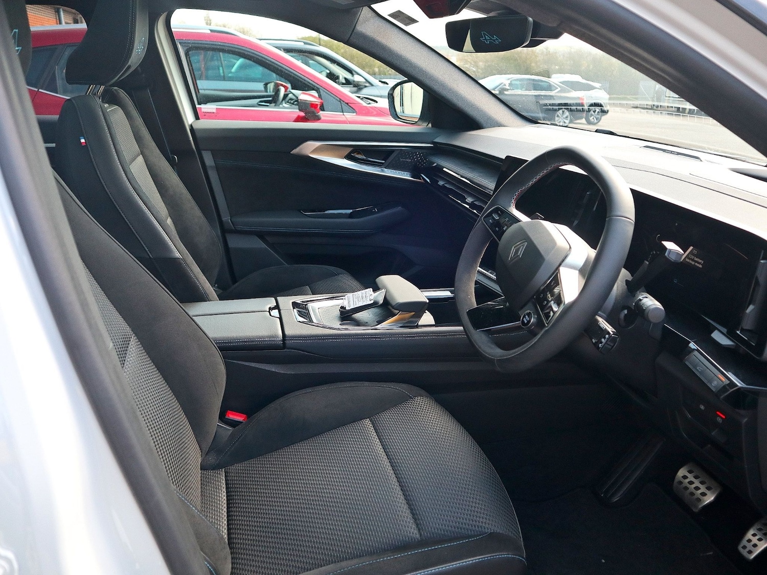 Used Renault Austral 2025 for sale - 78112668: Photo 3