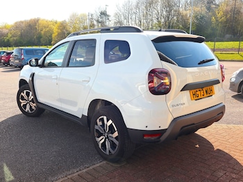 Used Dacia Duster 2023 for sale - 78155706: Photo