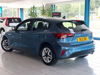 Used Ford Focus 2022 for sale - 75428998: Photo