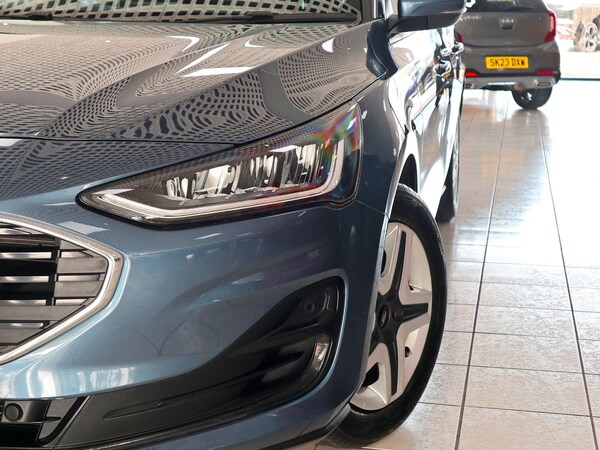 Used Ford Focus 2022 for sale - 75428998: Photo 9