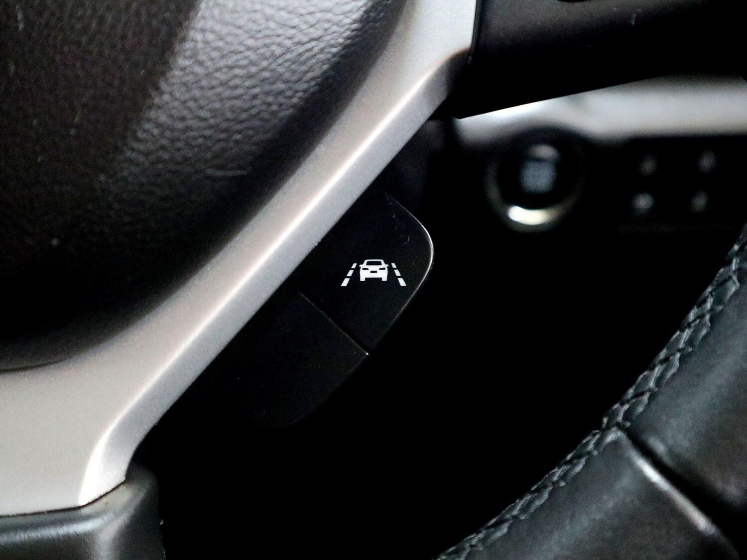 Used Suzuki SX4 S-Cross 2023 for sale - 76198738: Photo 40