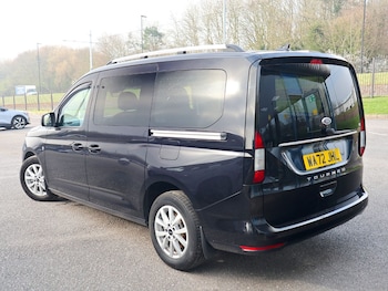 Used Ford Grand Tourneo Connect 2022 for sale - 77938433: Photo