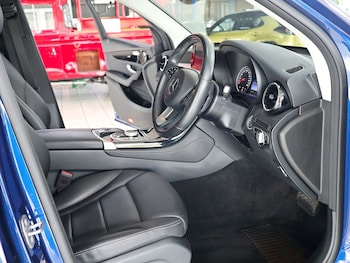 Used Mercedes-Benz GLC 2019 for sale - 75399729: Photo