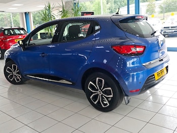 Used Renault Clio 2019 for sale - 75644574: Photo