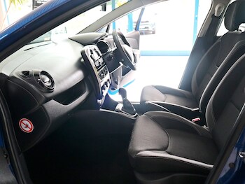 Used Renault Clio 2019 for sale - 75644574: Photo