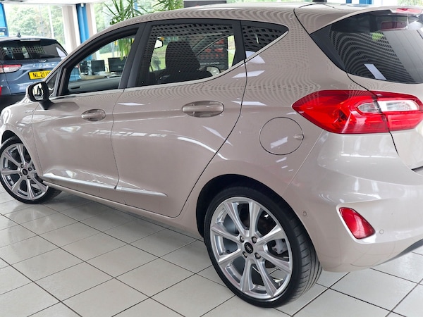 Used Ford Fiesta 2018 for sale - 74775466: Photo 14