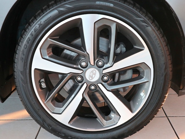 Used Hyundai KONA 2019 for sale - 74179432: Photo 13