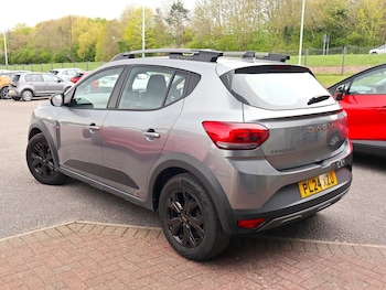 Used Dacia Sandero Stepway 2024 for sale - 78243336: Photo