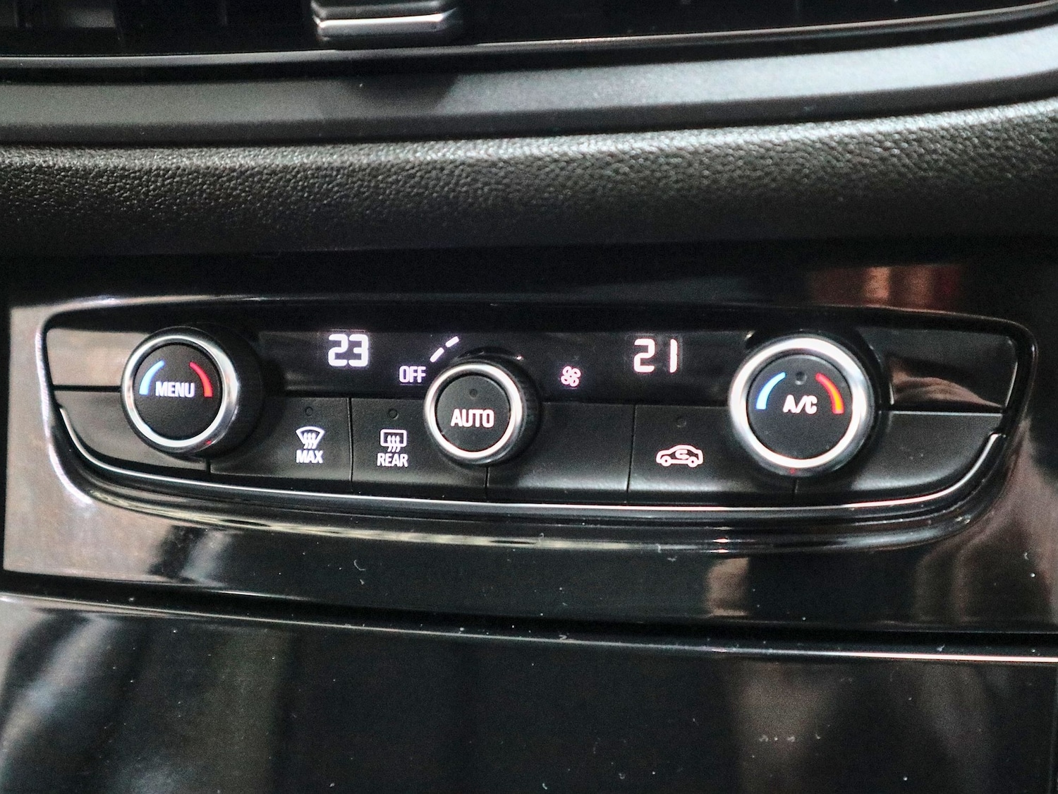 Used Vauxhall Grandland 2022 for sale - 77329385: Photo 32