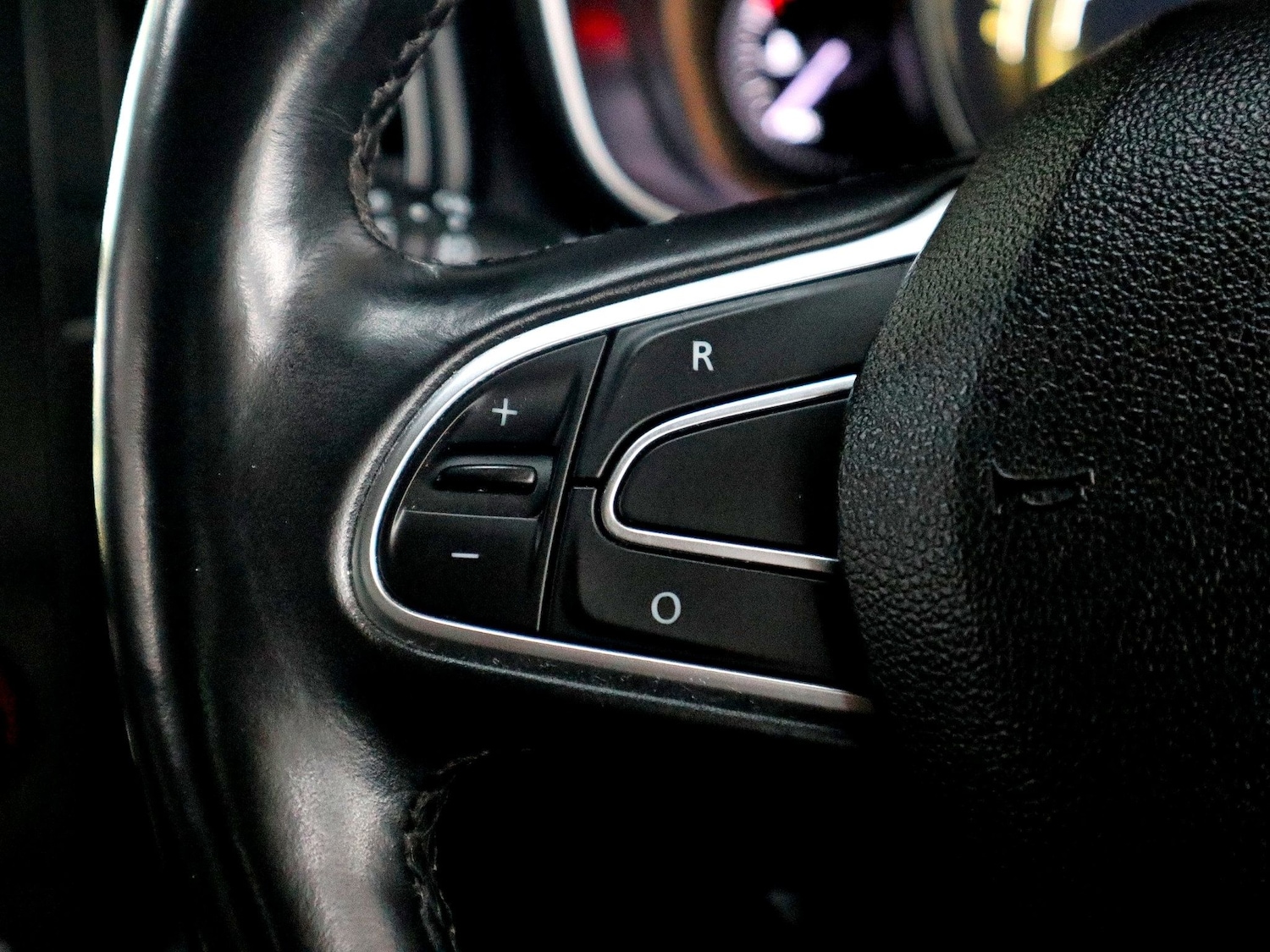 Used Renault Koleos 2018 for sale - 77090190: Photo 41