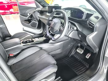 Used Peugeot 2008 2025 for sale - 79620792: Photo