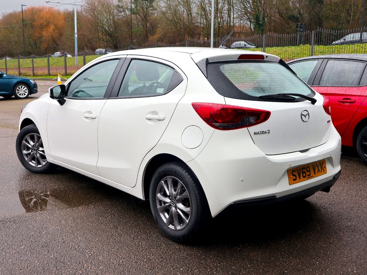 Used Mazda Mazda2 2019 for sale - 77610369: Photo 2