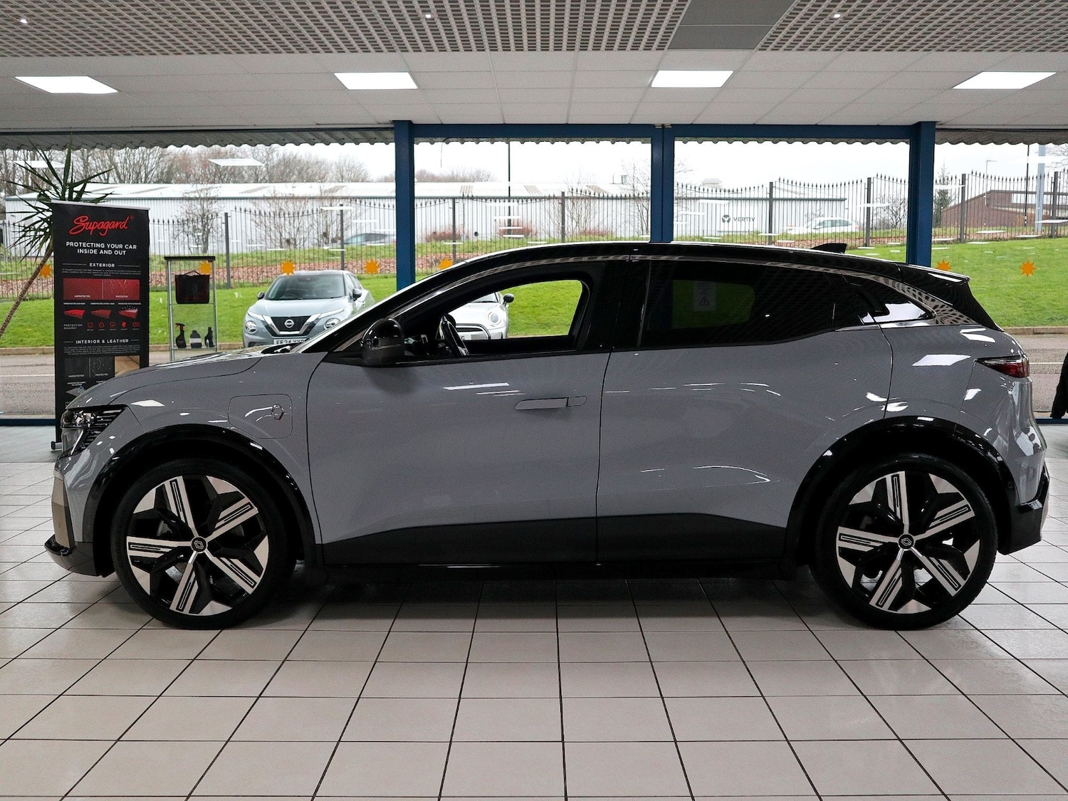 Used Renault Megane 2023 for sale - 77008427: Photo 10