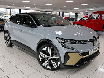 2023 - Iconic E-tec 60kwh 5DR Hatch Electric