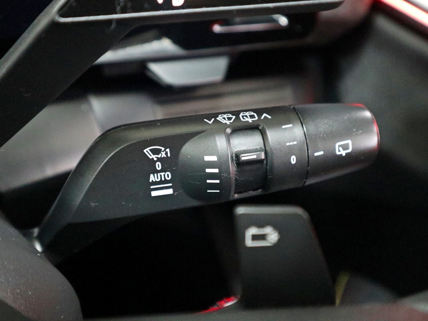 Used Renault Megane 2023 for sale - 77008427: Photo 40